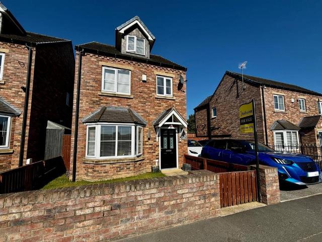 House for sale in Garforth, West Yorkshire