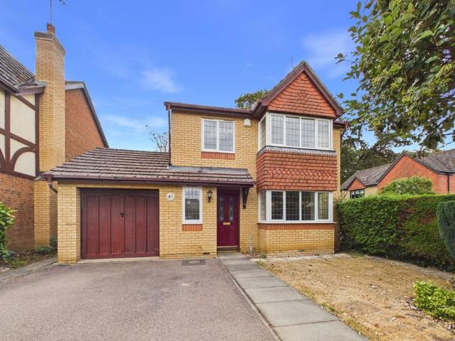 House for sale in Oundle