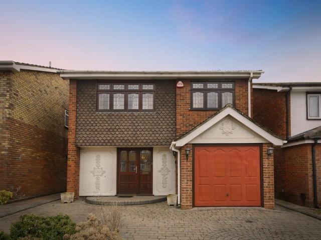 House for sale in Brook Street, Navestock Side