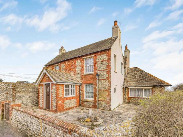 House for sale in Littlecote, West Sussex