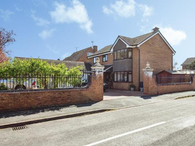 House for sale in Baswich, Staffordshire