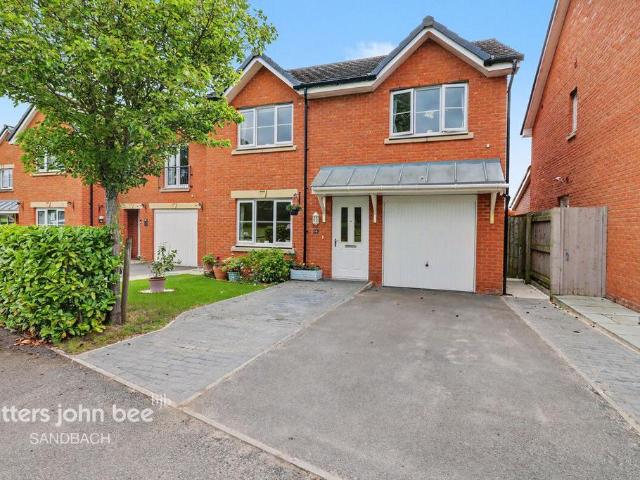 House for sale in Sandbach Heath, Sandbach