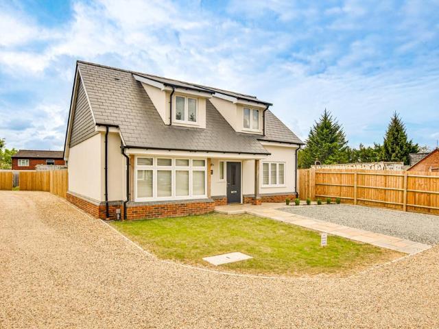 House for sale in Duton Hill, Essex