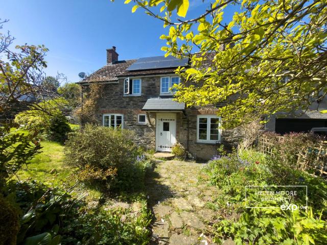 House for sale in Strode, Devon