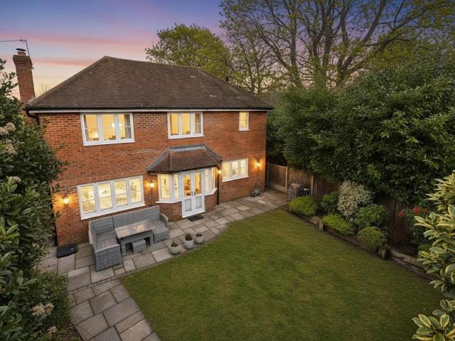 House for sale in Emmbrook, Wokingham
