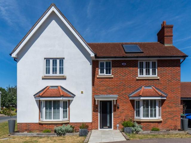 House for sale in Duton Hill, Essex