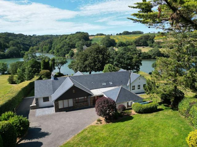 House for sale in Mawnan, Cornwall