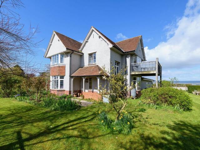 House for sale in Glastonbury, Somerset