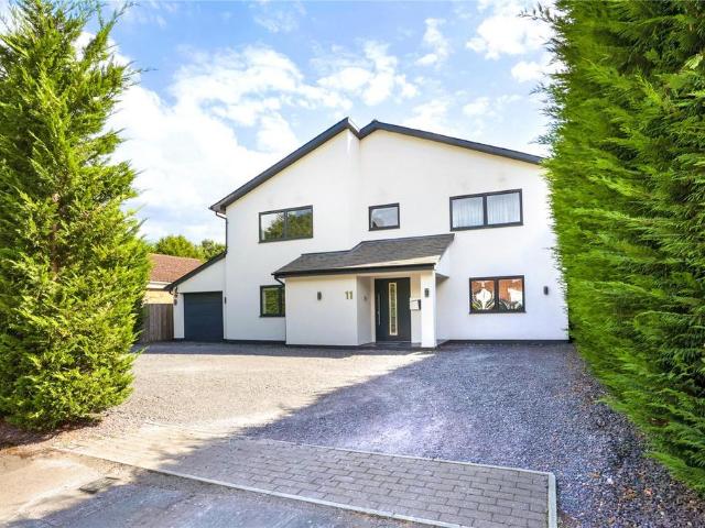House for sale in Whiteley Village, Elmbridge