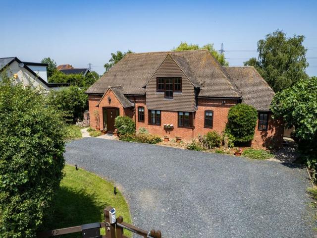 House for sale in Mariner's View, The Bridge