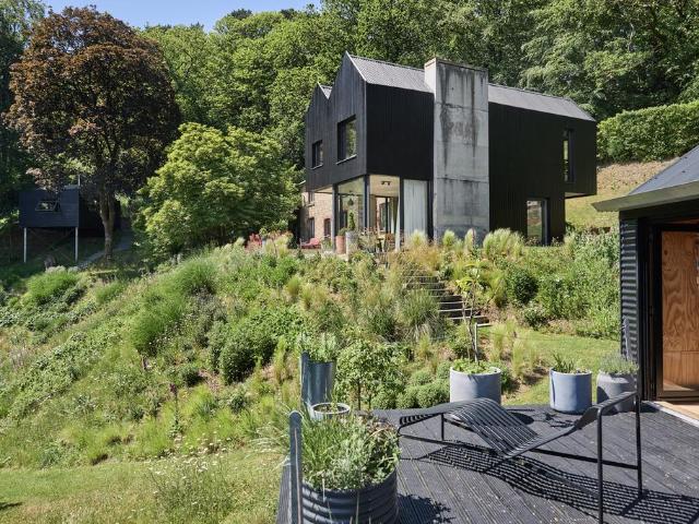 House for sale in Bolton Low Houses, Hampshire
