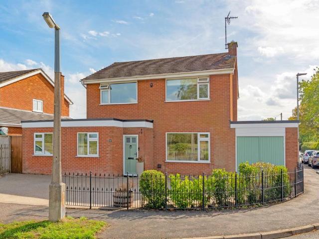 House for sale in Stanford On Avon, Leicestershire