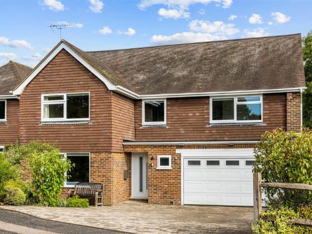 House for sale in Perryfields, West Sussex