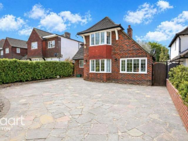 House for sale in Greater London