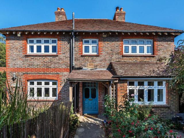 House for sale in Dormansland, Tandridge
