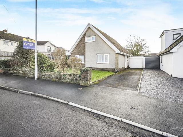 House for sale in Newton, Wales