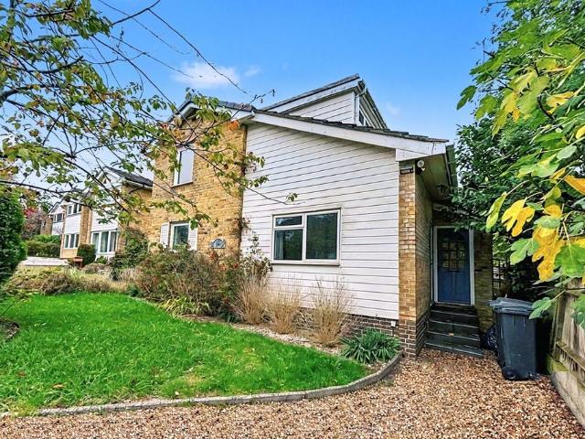 House for sale in Brambridge, Hampshire