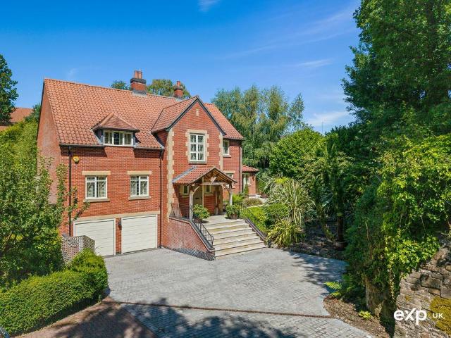 House for sale in Gedling, East Midlands
