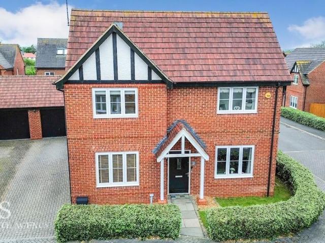 House for sale in Egginton, East Midlands