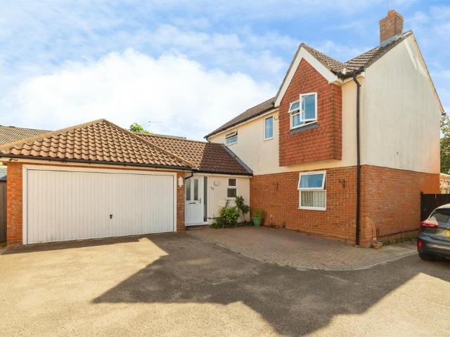 House for sale in Chells Manor, Shephall