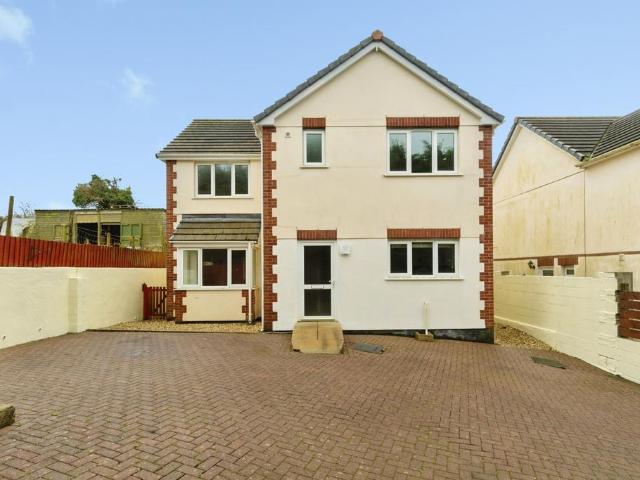 House for sale in Penhale, Cornwall