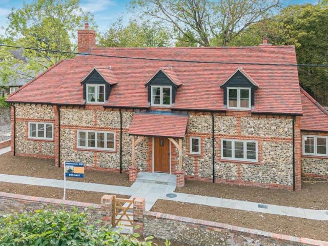 House for sale in Berrick Salome, Oxfordshire