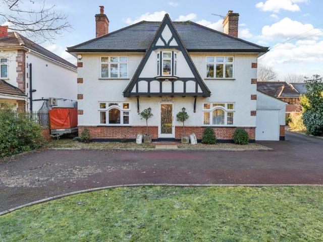House for sale in London Borough of Hillingdon, Greater London