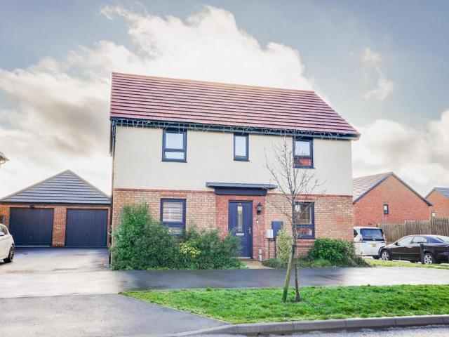 House for sale in Leighton-Linslade, Eggington