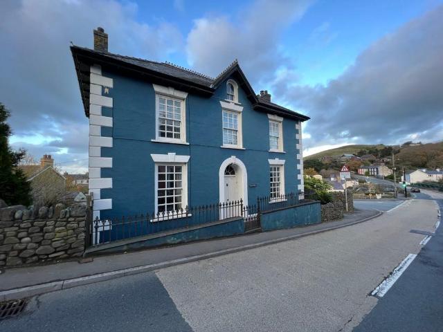 House for sale in Aberarth, Wales