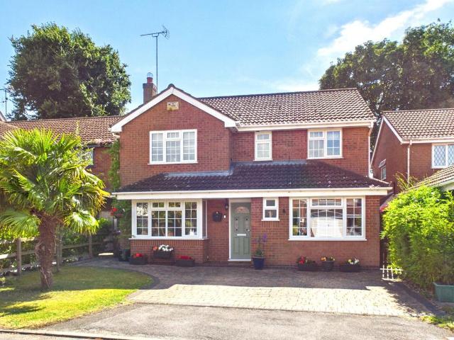 House for sale in Alverton, East Midlands