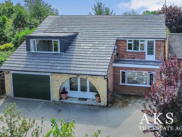 House for sale in Egginton, East Midlands