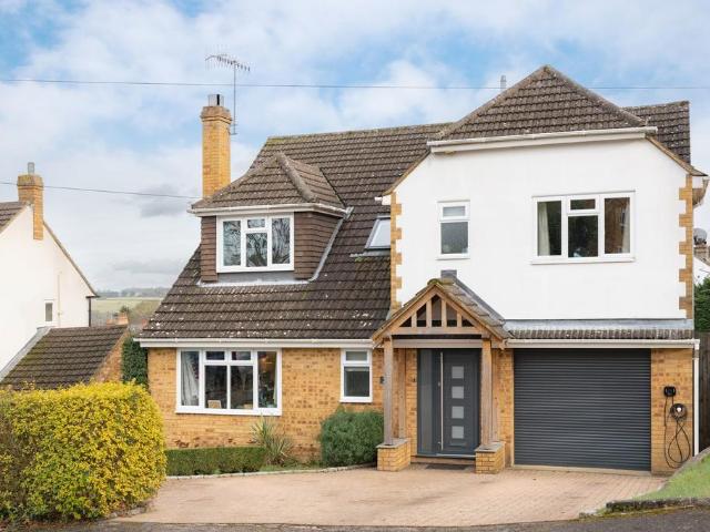House for sale in Pouchen End, Hertfordshire