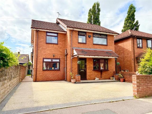 House for sale in Heap Bridge, Burnedge
