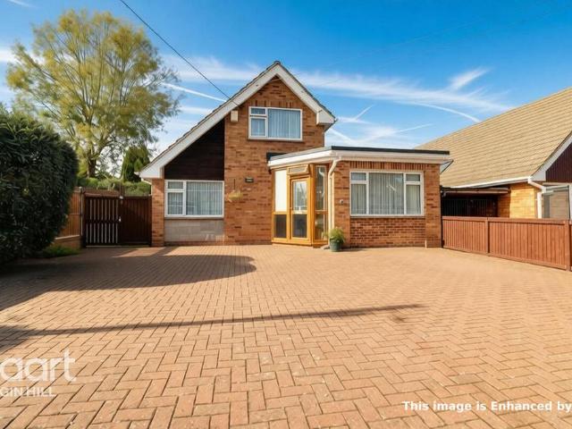 House for sale in London Borough of Bromley, Greater London