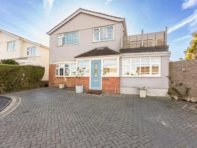 House for sale in Caswell, Newton