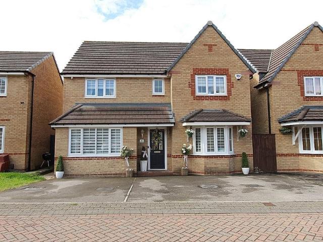 House for sale in Catcliffe, South Yorkshire