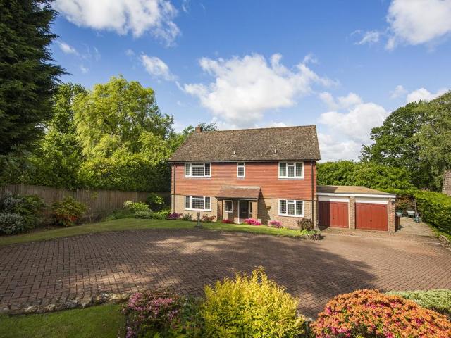 House for sale in Crowborough Warren, Cross In Hand