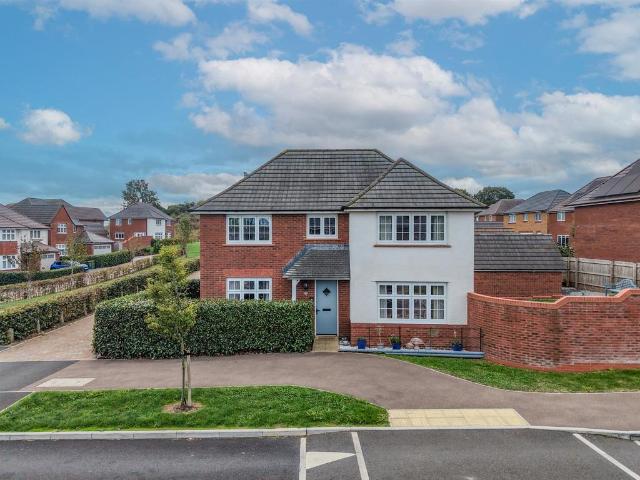 House for sale in Glan Llyn, Newport