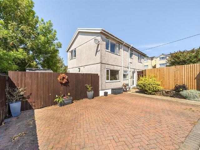House for sale in Gorseinon, Wales