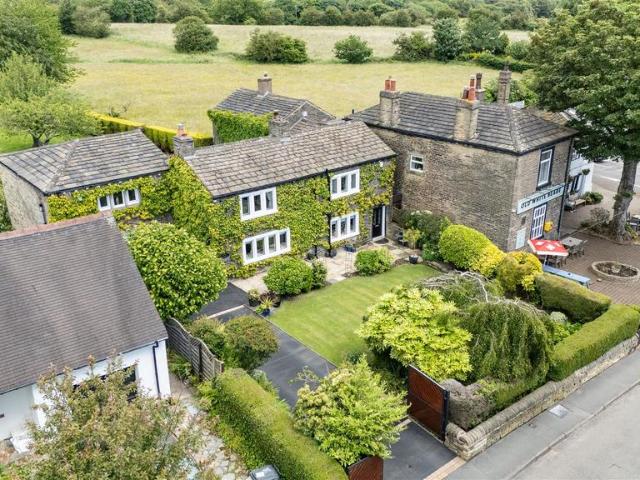 House for sale in West Yorkshire