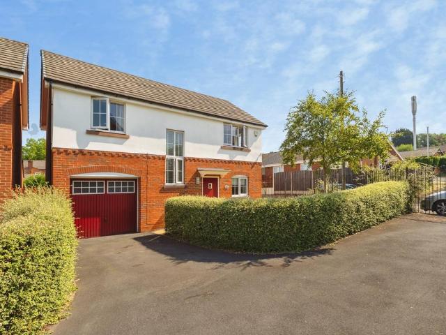 House for sale in Pendock, Greater Manchester