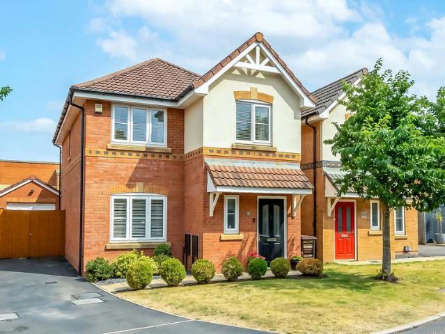 House for sale in Marshside, Southport