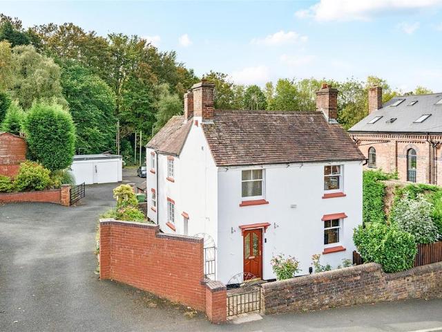House for sale in St. Georges and Priorslee, Telford