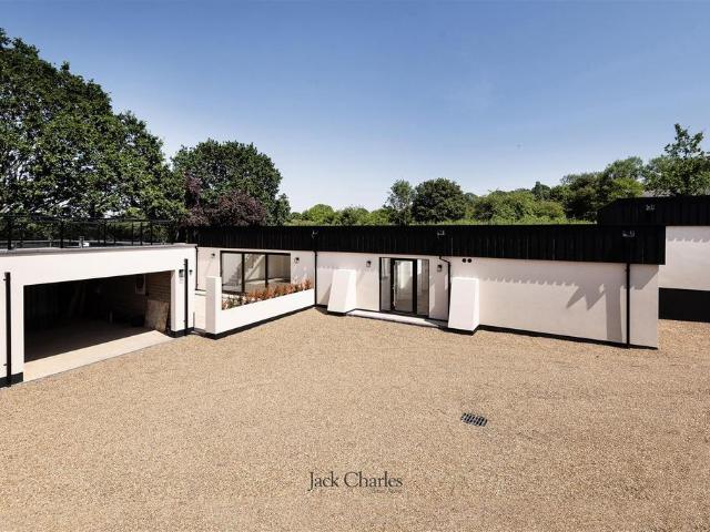 House for sale in Sandown Park, Kent