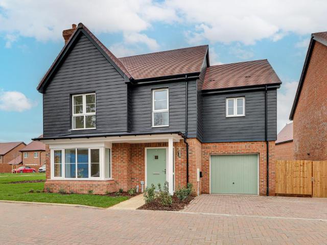 House for sale in King's Walden, Hertfordshire