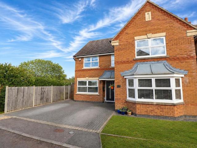 House for sale in Rushden