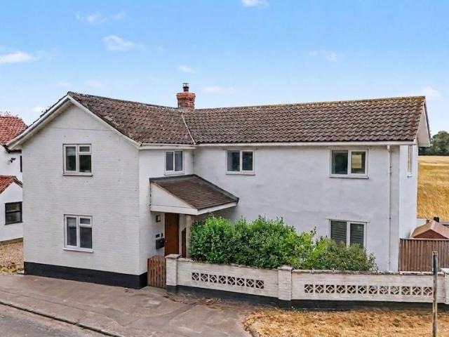 House for sale in Commercial End, Barway