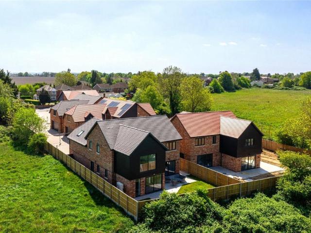 House for sale in Haynes, Bedfordshire