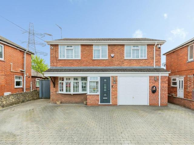 House for sale in Victoria Farm, Longford