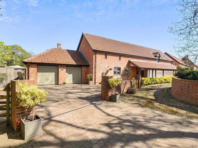 House for sale in Urchfont, Wiltshire